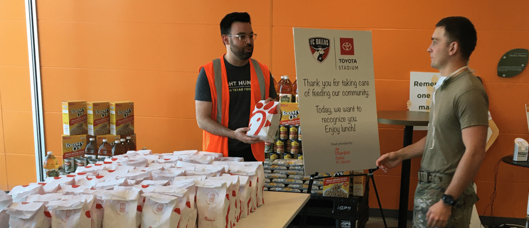 Sources: Kyler Murray Donates 60,000 Meals to Food Bank